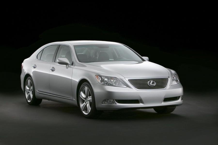  Lexus LS460 2006 года  (фото 166 из 200)